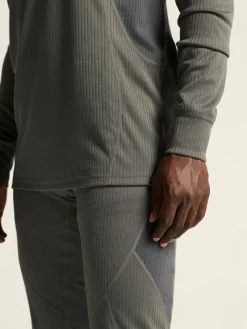 Baselayer Set M
