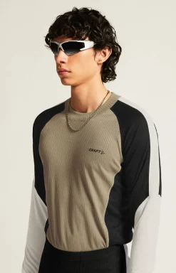 Baselayer Set M