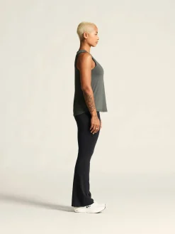 Collective Singlet W