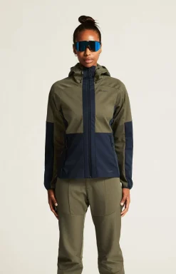 Core Backcountry Hood Jacket W