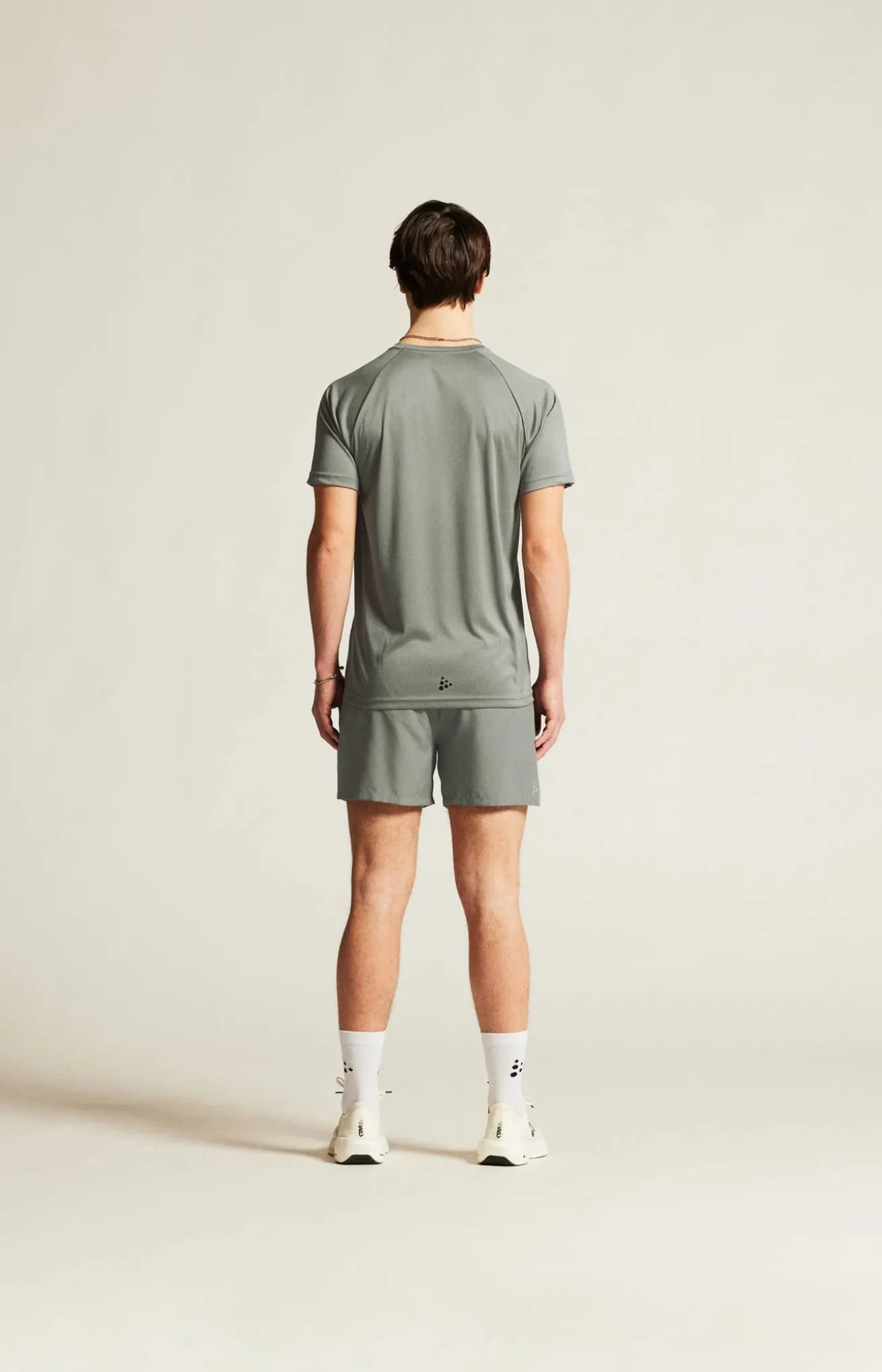 CORE Essence Shorts 2 M