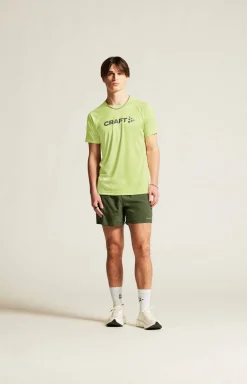 CORE Essence Shorts 2 M