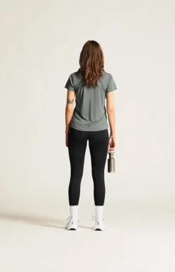 CORE Essence Ss Tee 2 W